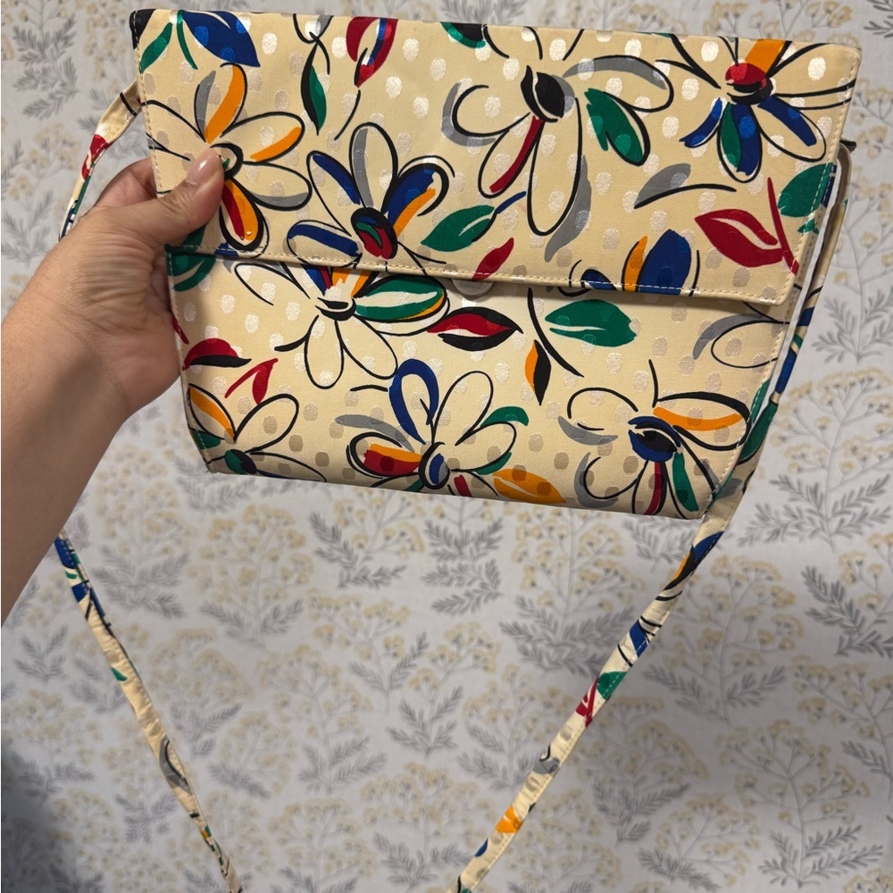 Vintage Floral Cream Clutch Bag